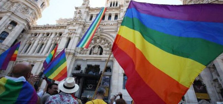 “Legalizar los matrimonios igualitarios es prioridad”, Julián López.