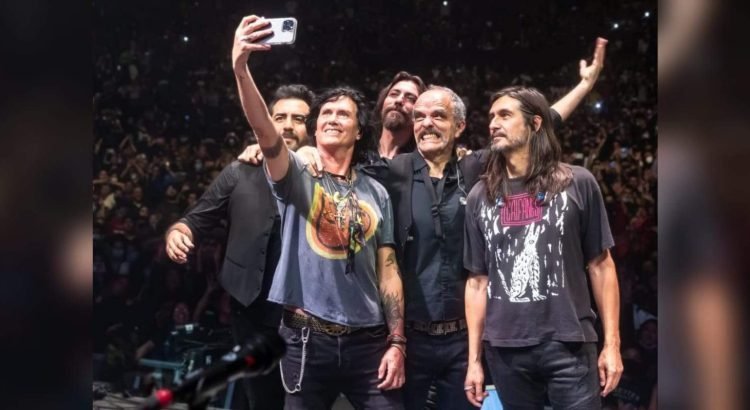 Caifanes prende a su público chiapaneco en concierto Caifanes prende a su público chiapaneco en concierto