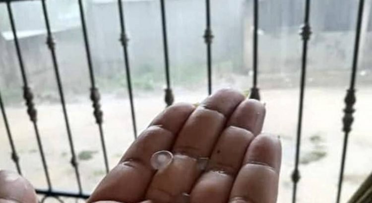 ¡Histórico! Cae granizo en el poblado de Xaltianguis ¡Histórico! Cae granizo en el poblado de Xaltianguis