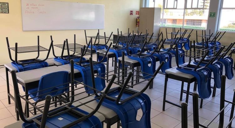 Continuará la suspensión de clases en Sierra y Costa Grande