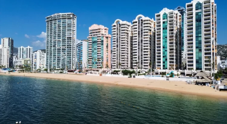 Mejora la ocupación hotelera; reportan el 60.9% en Acapulco Mejora la ocupación hotelera; reportan el 60.9% en Acapulco