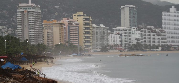 Habrá lluvias y efecto de mar de fondo, tomar precauciones