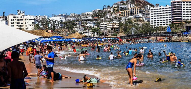 4 mil 448 mdp dejó las vacaciones de verano en Acapulco