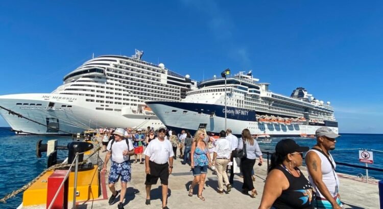 Cobrarán impuesto a turistas que lleguen a México Cobrarán impuesto a turistas que lleguen a México