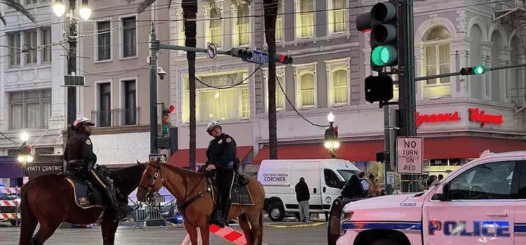 Dos mexicanos resultaron heridos en atropellamiento masivo en Nueva Orleans Dos mexicanos resultaron heridos en atropellamiento masivo en Nueva Orleans