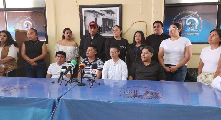 Alumnos egresados denuncian irregularidades en Universidad del Bienestar