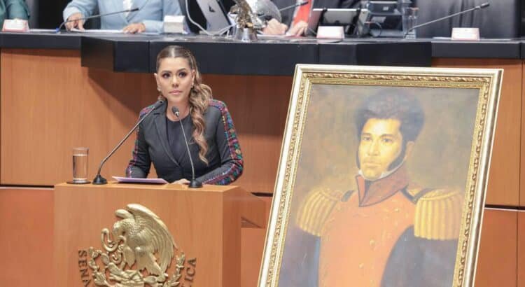 Colocan con letras de oro el nombre de Vicente Guerrero