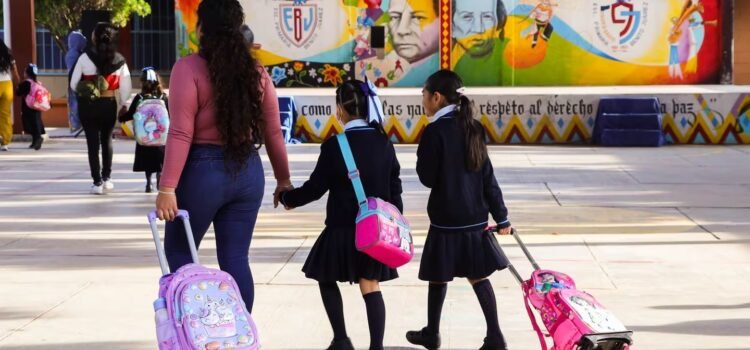 Regresaron a clases más de un millón de estudiantes