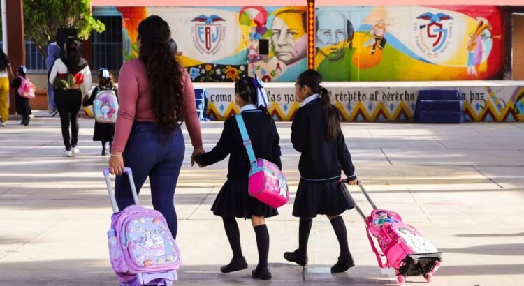 Regresaron a clases más de un millón de estudiantes