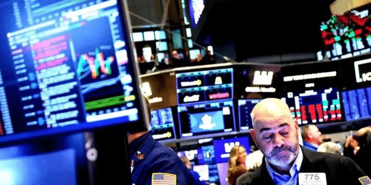 Bolsas de Europa y Asia sufren caídas tras nuevos aranceles impuestos por Trump