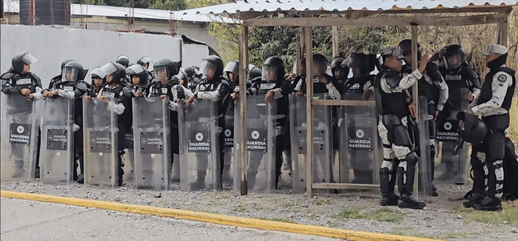 Resguardan oficinas del INE