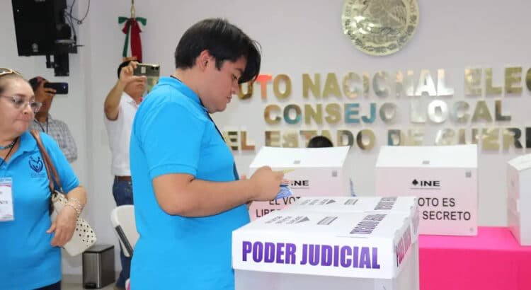 Continúa INE Guerrero la entrega de paquetes para Elección Judicial Continúa INE Guerrero la entrega de paquetes para Elección Judicial