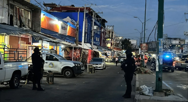 Un hombre muerto y una mujer herida en ataque armado en el Mercado de Acapulco Un hombre muerto y una mujer herida en ataque armado en el Mercado de Acapulco