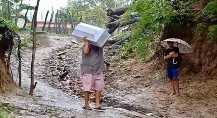 Confirman la muerte de un niño por Huracán “Erick” Confirman la muerte de un niño por Huracán “Erick”