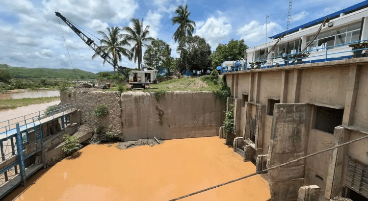 Al 50% el sistema de agua potable Al 50% el sistema de agua potable
