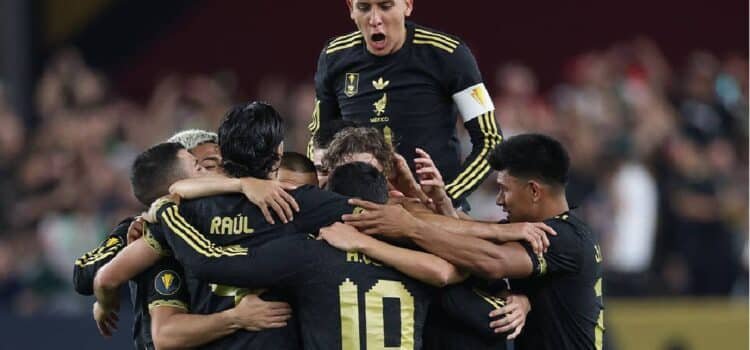 México avanza a semifinales; sigue sin convencer