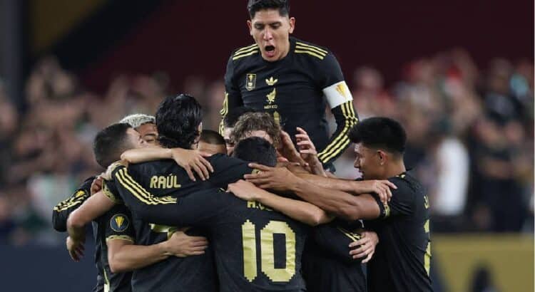 México avanza a semifinales; sigue sin convencer México avanza a semifinales; sigue sin convencer