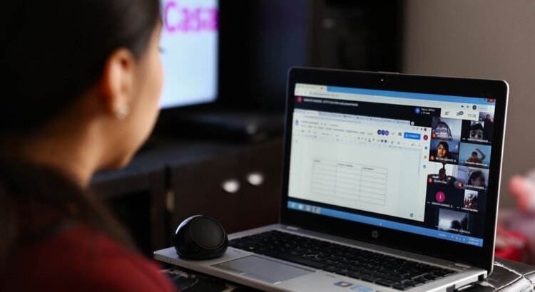 Analizan retomar clases en línea: SEG