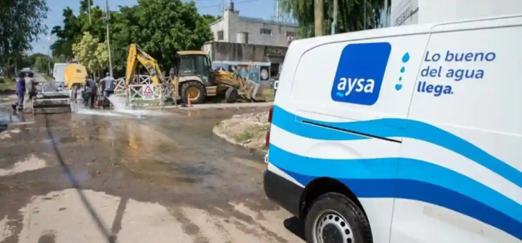 Inicia Argentina privatización de AySA, la empresa estatal de agua