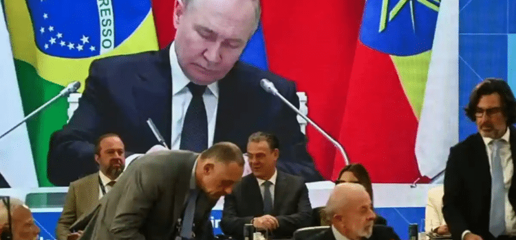“La globalización liberal se está quedando obsoleta”: Putin “La globalización liberal se está quedando obsoleta”: Putin