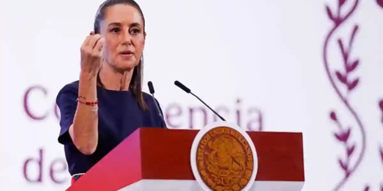 Pide Sheinbaum “austeridad” a morenistas que vacacionan en Europa