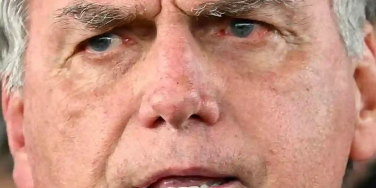 Ordenan arresto domiciliario de Jair Bolsonaro Ordenan arresto domiciliario de Jair Bolsonaro