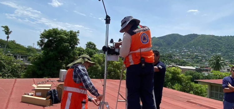 Guerrero recupera 11 de las 14 estaciones de vigilancia climatológica dañadas por huracanes Guerrero recupera 11 de las 14 estaciones de vigilancia climatológica dañadas por huracanes