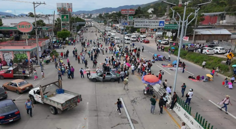 Gobierno de Guerrero reafirma su política de diálogo con la CETEG y descarta actos de represión