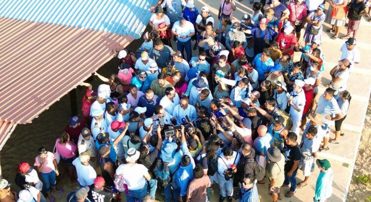 Hay un acuerdo y liberan el muelle de Puerto Marqués Hay un acuerdo y liberan el muelle de Puerto Marqués