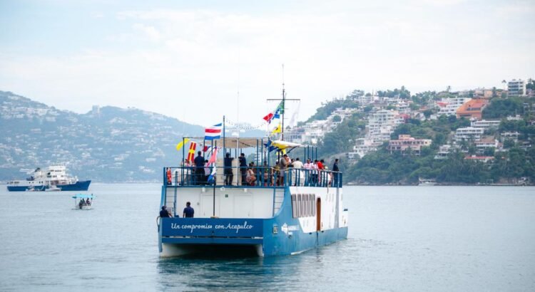 El Marinabús realizó su primer recorrido a Puerto Marqués