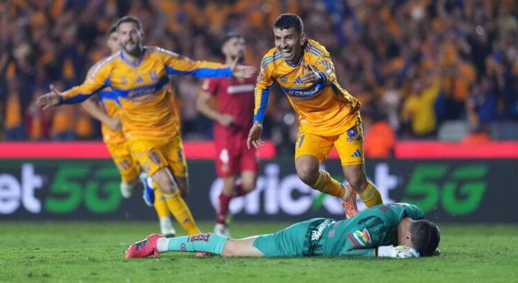Tigres toma ventaja mínima en la ida de la final tras vencer 1-0 a Toluca Tigres toma ventaja mínima en la ida de la final tras vencer 1-0 a Toluca