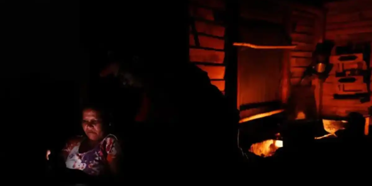 Apagón masivo deja sin luz a La Habana