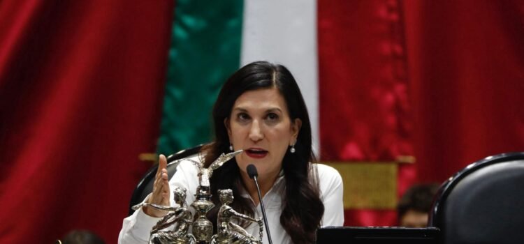 Llama Presidenta de la Cámara de Diputados a analizar reforma electoral “sin vía rápida” Llama Presidenta de la Cámara de Diputados a analizar reforma electoral “sin vía rápida”