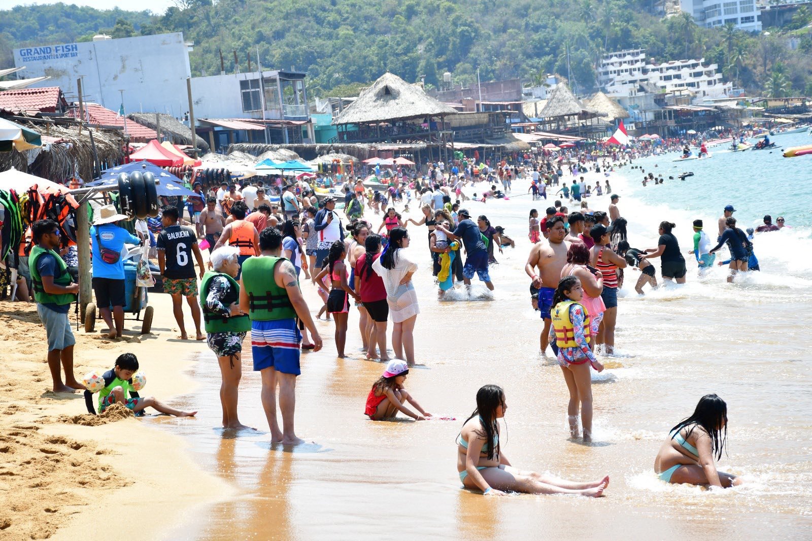 Guerrero registra derrama superior a 860 millones de pesos durante el segundo fin de semana largo